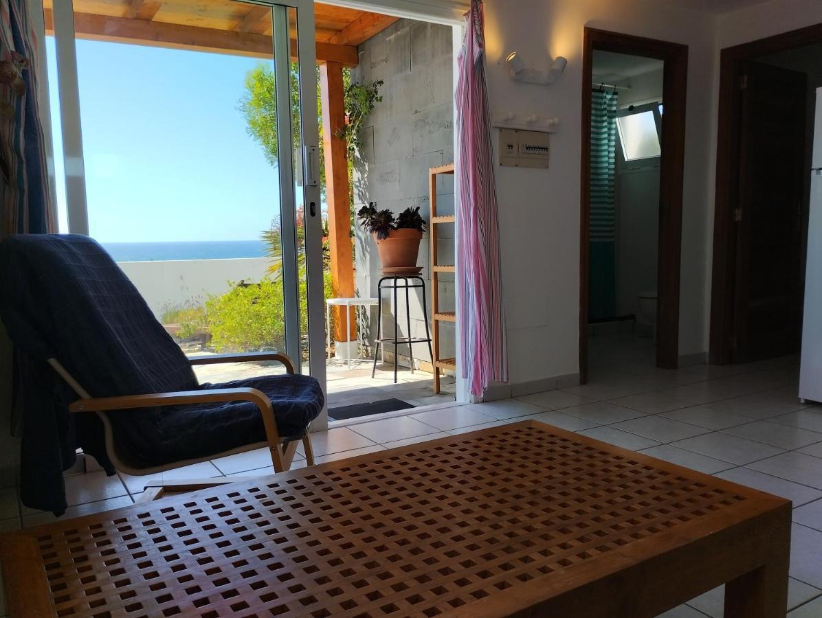 Beautiful Small Bungalow, Amazing Views And Garden فامارا المظهر الخارجي الصورة