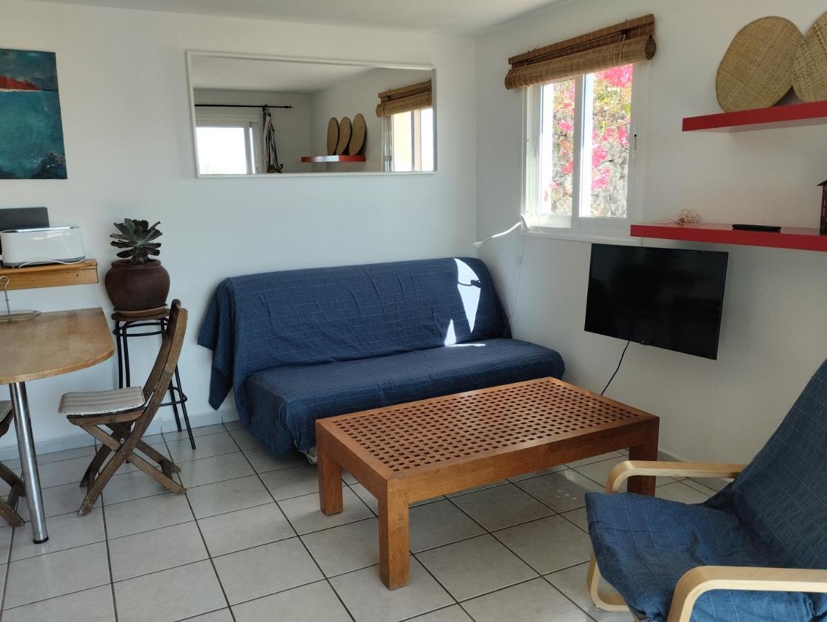 Beautiful Small Bungalow, Amazing Views And Garden فامارا المظهر الخارجي الصورة