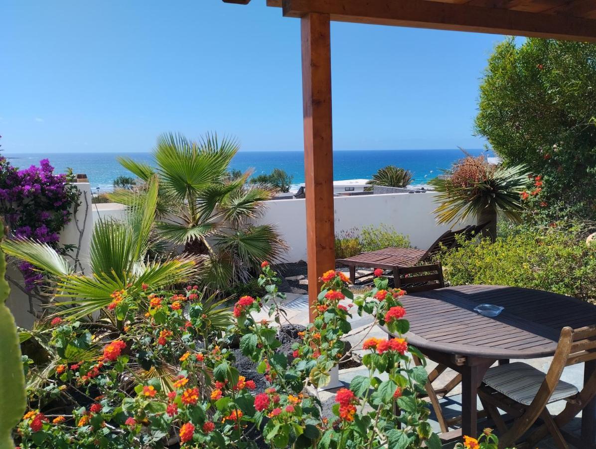 Beautiful Small Bungalow, Amazing Views And Garden فامارا المظهر الخارجي الصورة